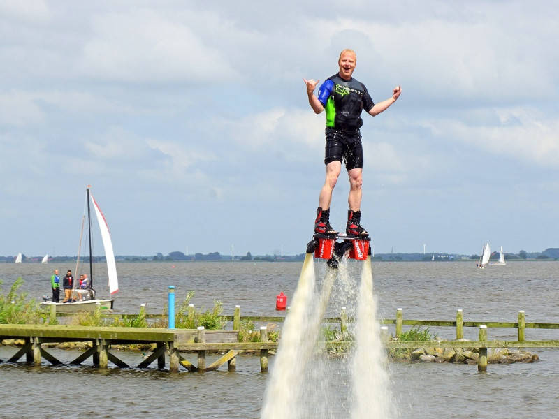 Dagje actie met Flyboarden, lunch en zeiltocht.