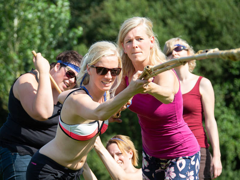 Dagtocht skûtsjesilen & expeditie Robinson teambuilding